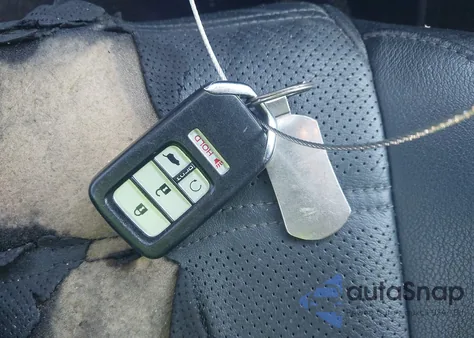 2018 Honda Cr-V Touring из США, поврежденный, VIN 7FARW1H96JE052044